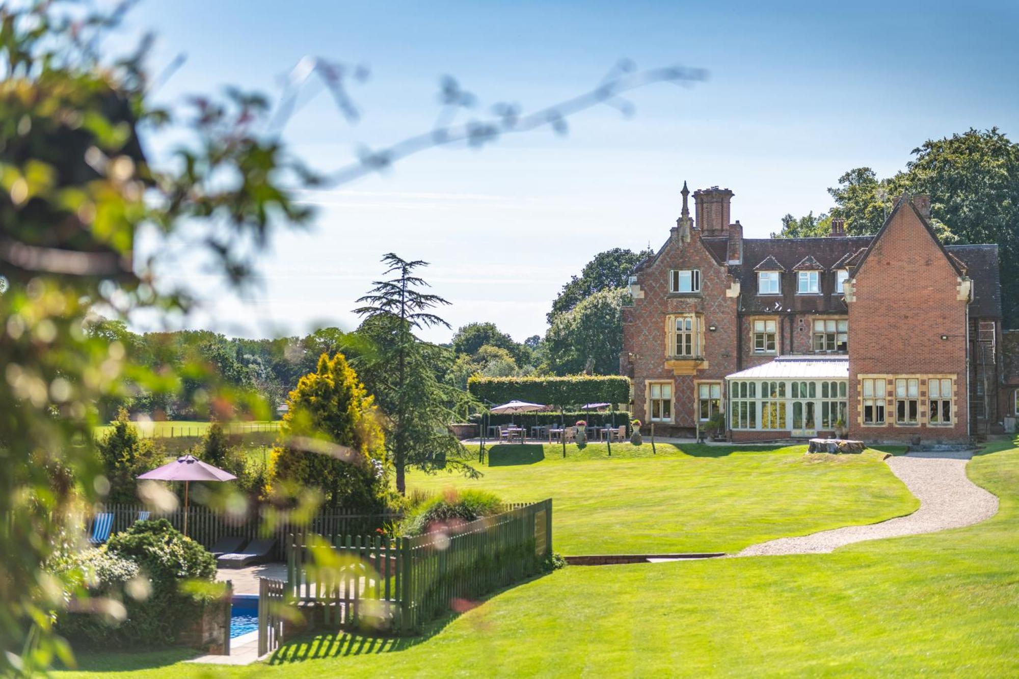 Burley Manor 호텔 외부 사진